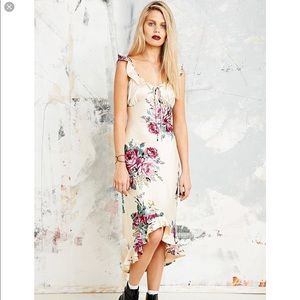 NWT Betsey Johnson X UO floral midi dress